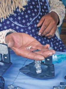 Arrowheads for sale at Tiwanaku